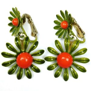60s Era Mod Flower Earrings